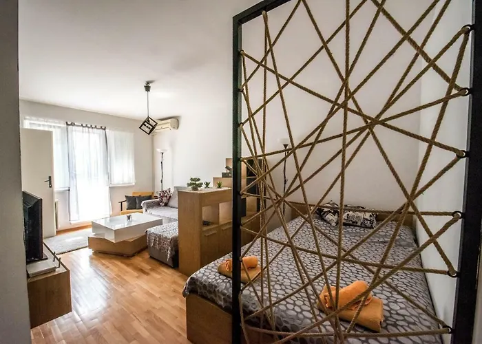 La Vecchia Signora *